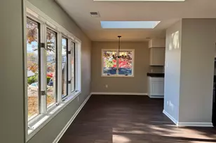 31 William St, East Haven, CT 06512 - Photo 5