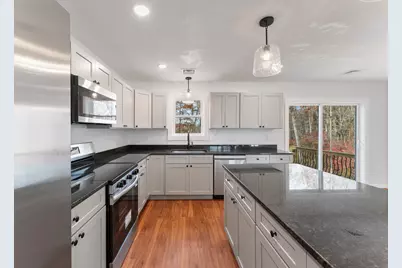 10 School Street Ext, Plainfield, CT 06374 - Photo 7