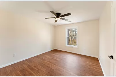 10 School Street Ext, Plainfield, CT 06374 - Photo 15