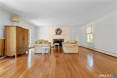 42 Sturbridge Hill Road, New Canaan, CT 06840 - Photo 9