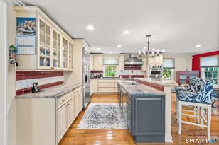 42 Sturbridge Hill Rd, New Canaan, CT 06840 - Photo 3