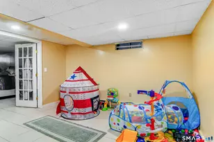 50 Habitat Ln, Bloomfield, CT 06002 - Photo 29