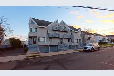 105 Tremont Avenue #APT B, Bridgeport, CT 06606 - Photo 1