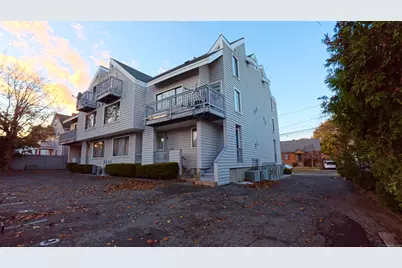 105 Tremont Avenue #APT B, Bridgeport, CT 06606 - Photo 3