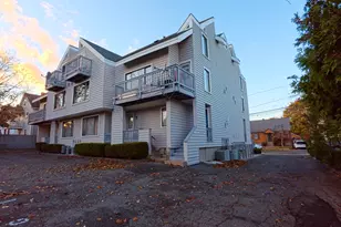 105 Tremont Ave, Bridgeport, CT 06606 - Photo 3