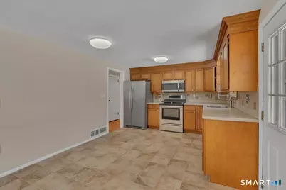 99 Frances Drive, Manchester, CT 06040 - Photo 7