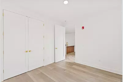 100 East Putnam Avenue #304, Greenwich, CT 06807 - Photo 9