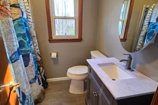 8 Circle Dr, East Haven, CT 06513 - Photo 9