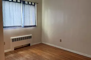 111 Harvard St, Hartford, CT 06106 - Photo 7