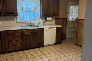 111 Harvard St, Hartford, CT 06106 - Photo 17