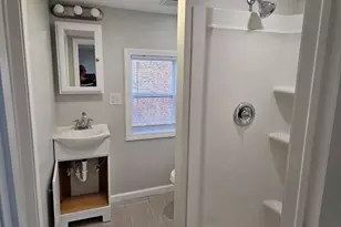 16 Vista Dr, East Haven, CT 06512 - Photo 23