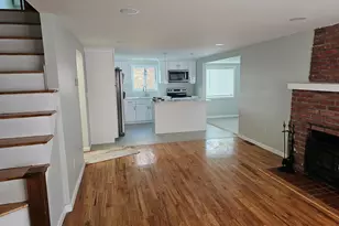 16 Vista Dr, East Haven, CT 06512 - Photo 7