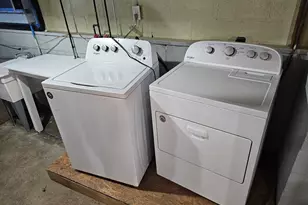 16 Vista Dr, East Haven, CT 06512 - Photo 15