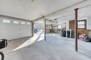 825 Old Hartford Rd, Colchester, CT 06415 - Photo 27