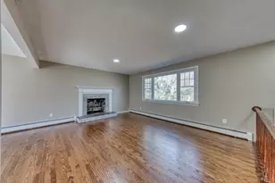 825 Old Hartford Rd, Colchester, CT 06415 - Photo 3