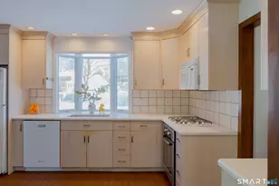 845 Mountain Laurel Rd, Fairfield, CT 06824 - Photo 17