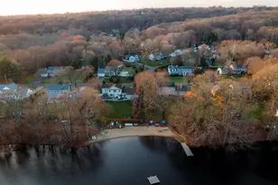 845 Mountain Laurel Rd, Fairfield, CT 06824 - Photo 3