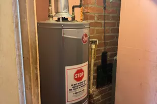 209 McGrath Ct, Stratford, CT 06615 - Photo 11