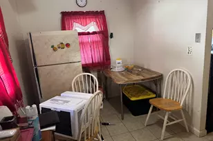 209 McGrath Ct, Stratford, CT 06615 - Photo 5