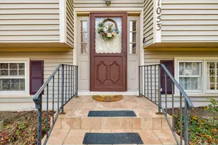 1053 Cutspring Rd, Stratford, CT 06614 - Photo 3