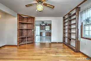 190 Maplewood Ave, Milford, CT 06460 - Photo 15