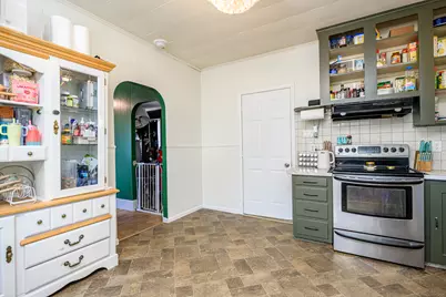 33 Railroad Avenue, Plainfield, CT 06374 - Photo 9