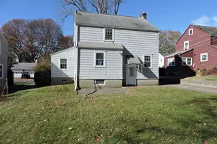 86 Parkway Dr, Stratford, CT 06614 - Photo 25