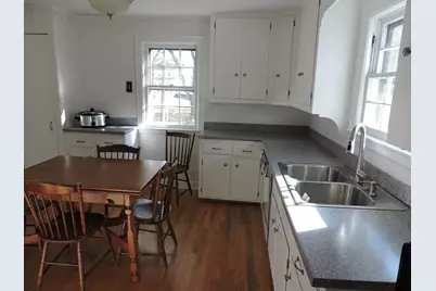 86 Parkway Drive, Stratford, CT 06614 - Photo 5