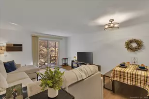 131 Williamstown Ct, Newington, CT 06111 - Photo 7