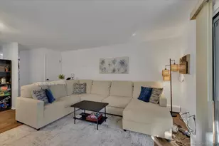 131 Williamstown Ct, Newington, CT 06111 - Photo 5