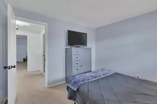 131 Williamstown Ct, Newington, CT 06111 - Photo 23