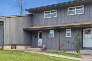 131 Williamstown Ct, Newington, CT 06111 - Photo 3