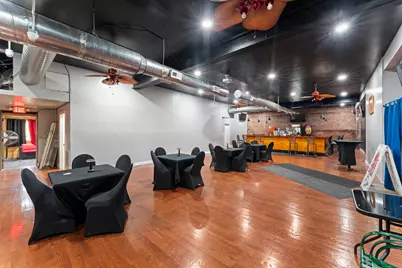 811 Dixwell Avenue, Hamden, CT 06511 - Photo 15