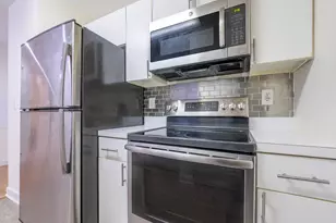 300 Broad St, Stamford, CT 06902 - Photo 9