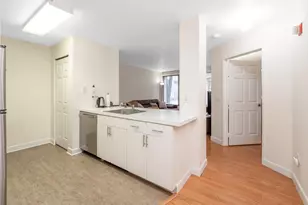 300 Broad St, Stamford, CT 06902 - Photo 3