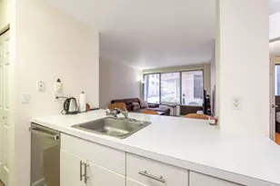 300 Broad St, Stamford, CT 06902 - Photo 11