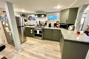 8 Oak St, Winchester, CT 06098 - Photo 5