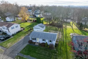 145 Deer Run Rd, Meriden, CT 06451 - Photo 9