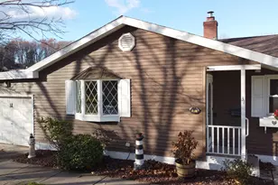 31 Meade Ln, Enfield, CT 06082 - Photo 9