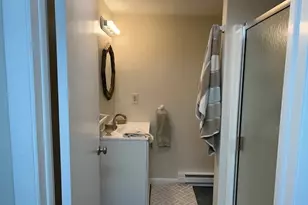 24 Colonial Dr, Waterford, CT 06385 - Photo 15