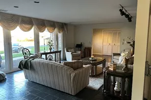 24 Colonial Dr, Waterford, CT 06385 - Photo 5