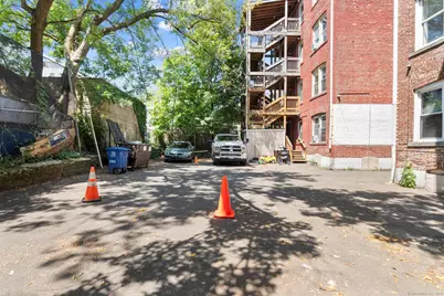 31 Whittier Street, Bridgeport, CT 06605 - Photo 17