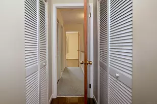 715 Frenchtown Rd, Bridgeport, CT 06606 - Photo 19