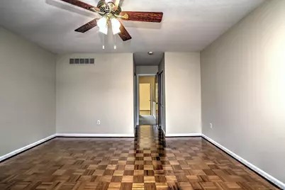 715 Frenchtown Road #31, Bridgeport, CT 06606 - Photo 13