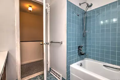 715 Frenchtown Road #31, Bridgeport, CT 06606 - Photo 21