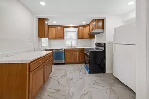 57 King St, Stratford, CT 06615 - Photo 3