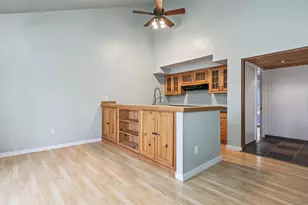 65 Woodside Cir, Torrington, CT 06790 - Photo 5