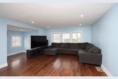 32 Spring Street, Ansonia, CT 06401 - Photo 3