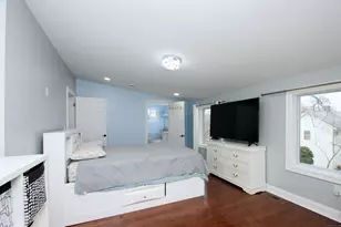 32 Spring St, Ansonia, CT 06401 - Photo 15