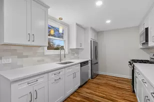 484 Pine Rock Ave, Hamden, CT 06514 - Photo 3